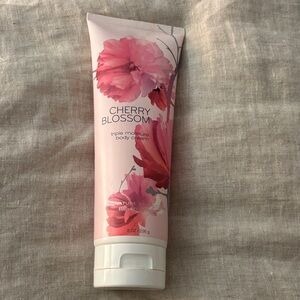 Bath & Body Works Cherry Blossom Body Cream - Pink Floral